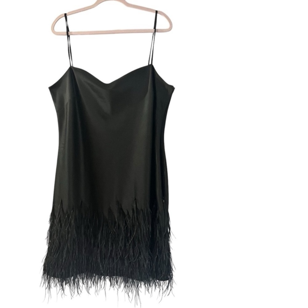 Polo by Ralph Lauren Black Cocktail Dress Sz 4- Ostrich Feather - Picture 3 of 9